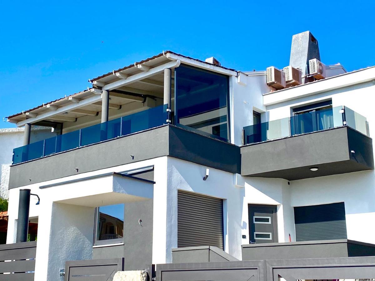 Apartment Noel - Three Bedroom With Pool Banjole