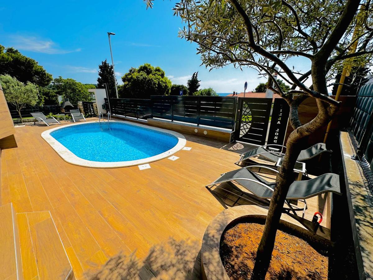 Apartment Noel - Three Bedroom With Pool Banjole
